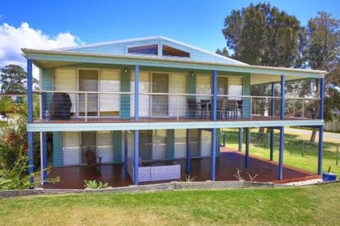 Sea Dream Pet Friendly 1 Min Walk To Beach - Accommodation Newcastle 0