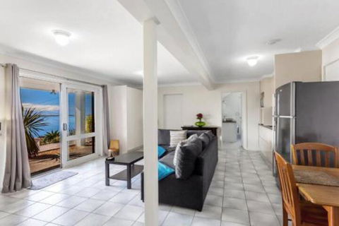 Yenangoon Walking Togetherat Corlette - Accommodation Newcastle 5