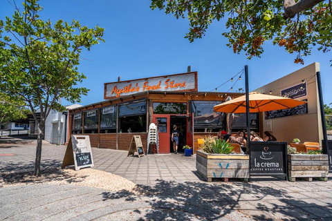 Coast On Clovelly Close To The Beach Wifi Nespresso - Accommodation Newcastle 5