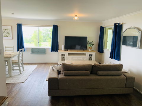 Silent Hope Cottage - Accommodation Newcastle 5