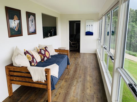Silent Hope Cottage - Accommodation Newcastle 0