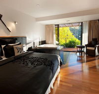 Springs Spa Villa - Accommodation Newcastle