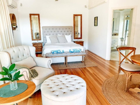Ivory Villas - Accommodation Newcastle 5