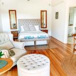 Ivory Villas - Accommodation Newcastle 0