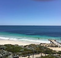 Beachside Grove - Accommodation Newcastle