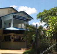 Dingo Moon Lodge Hostel - Accommodation Newcastle