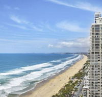 Oceanfront in Surfers Paradise Retreat - Accommodation Newcastle