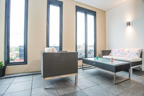 Oud Wood Apartment - Accommodation Newcastle 3