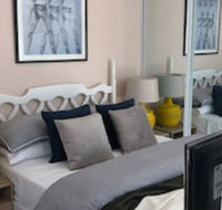 Sun-drenched 1 Bed Studio Apartment In Newtown - Accommodation Newcastle
