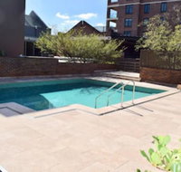 Cosy Newtown Studio Apartment With Swimming Pool - Accommodation Newcastle