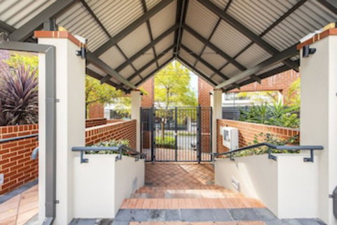 Subiaco Emporium Apartment - Accommodation Newcastle 1