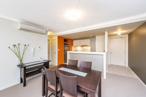 Subiaco Emporium Apartment - Accommodation Newcastle 4