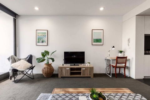 Spacious 1BD 50m From Chapel Street - Accommodation Newcastle 3