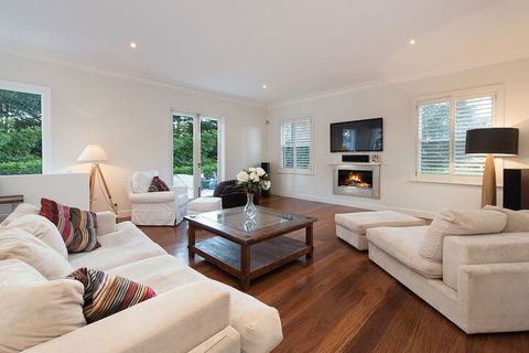 Vaucluse Manor H327 - Accommodation Newcastle 2