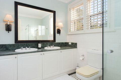Vaucluse Manor H327 - Accommodation Newcastle 7