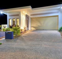 Luxury Darwin City Lights Jacuzzi Central Location Large House New Furnishings - Accommodation Newcastle