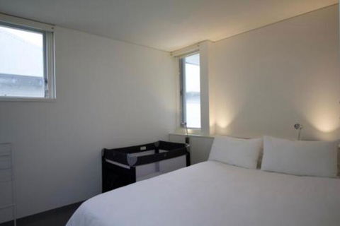 Boathouse Nearly In The Water & Wonderful Views - Accommodation Newcastle 3