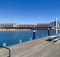 Quality Suites Crest Mandurah - Accommodation Newcastle