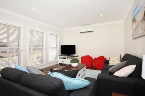 Fairways 10 Mins To Hyams Beach - Accommodation Newcastle 0