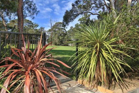 Fairways 10 Mins To Hyams Beach - Accommodation Newcastle 6