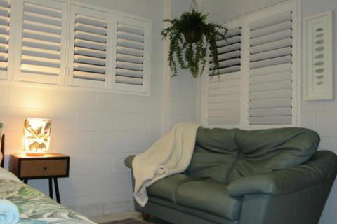 Greenfields - Accommodation Newcastle 7