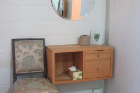 Greenfields - Accommodation Newcastle 4