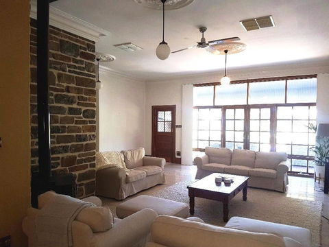 Barossa Valley View Guesthouse - Accommodation Newcastle 4