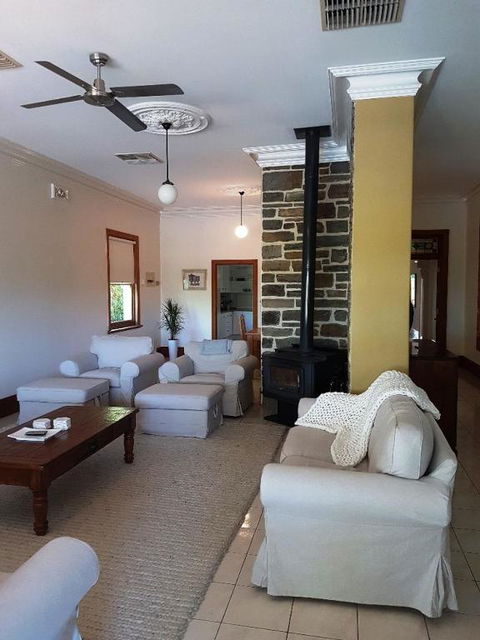 Barossa Valley View Guesthouse - Accommodation Newcastle 5
