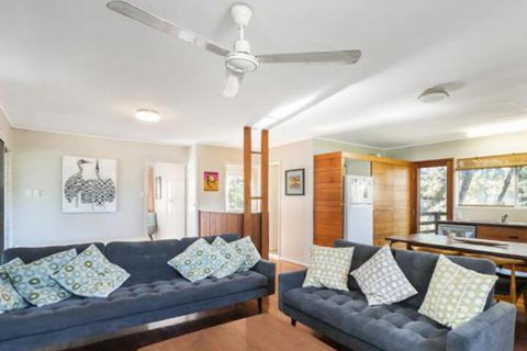 Endless Summer - Accommodation Newcastle 5