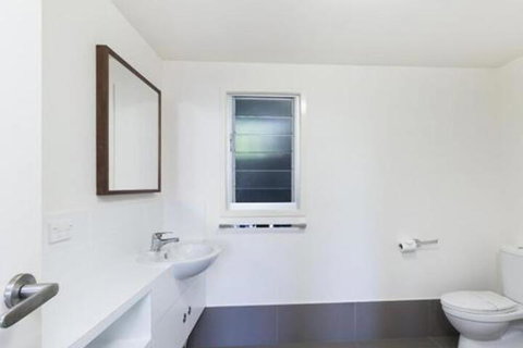 Endless Summer - Accommodation Newcastle 6