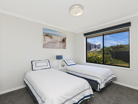 Seaclusion - Accommodation Newcastle 5