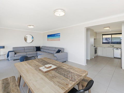Seaclusion - Accommodation Newcastle 6