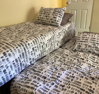 Escape to Strathfield for 8 guests - Accommodation Newcastle