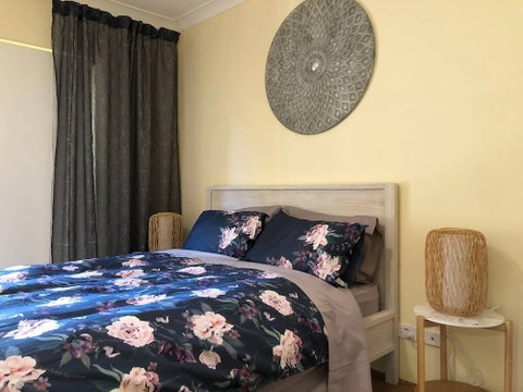 Escape To Strathfield For 8 Guests - Accommodation Newcastle 6