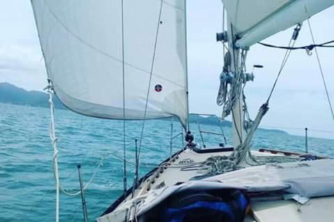 Casual Fare Sailing Charters Townsville Ocean Living Cruise - Accommodation Newcastle 4