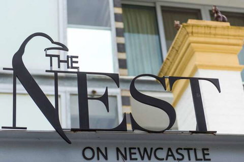 Charming Studio With Rooftop Terrace - Accommodation Newcastle 4