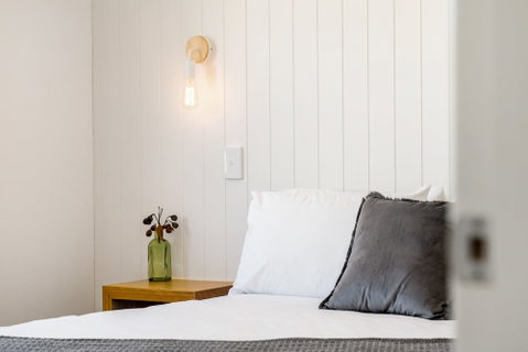Forget Me Not Farm Cottages - Accommodation Newcastle 4
