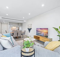 HomeHotel Luxury Apt with Shopping Mall Downstairs - Accommodation Newcastle