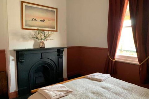 Kellys Top Pub - Accommodation Newcastle 4