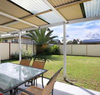 Bahia Pet Friendly 10 Min Walk to Bay - Accommodation Newcastle