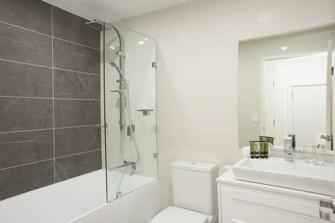 The Aquarium Coogee - Accommodation Newcastle 3