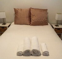 Delightful 3BD Apt Near Chapel St. in St. Kilda - Accommodation Newcastle