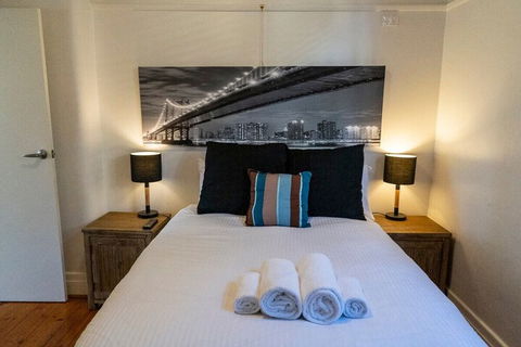 Delightful 3BD Apt Near Chapel St. In St. Kilda! - Accommodation Newcastle 5