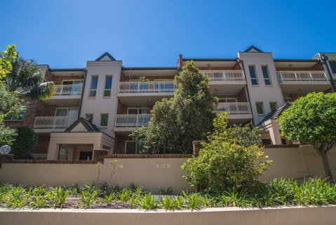 Rustic Hardwood 2 Bedroom Apartment In Randwick - Accommodation Newcastle 2