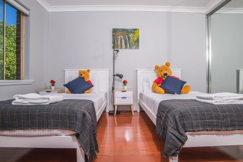 Rustic Hardwood 2 Bedroom Apartment In Randwick - Accommodation Newcastle 5