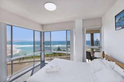 Dolphin Court 12 - Accommodation Newcastle 0