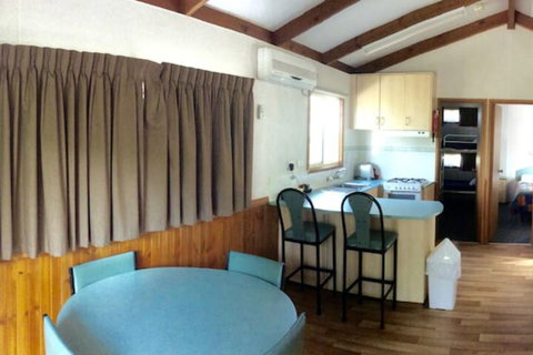 Toora Tourist Park - Accommodation Newcastle 6