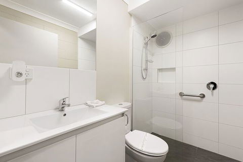 Regent Park - Accommodation Newcastle 5
