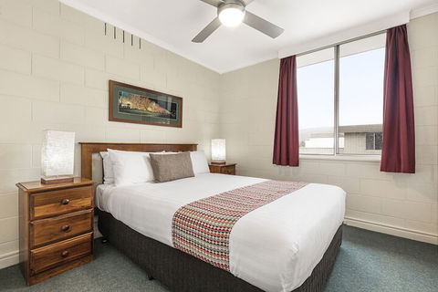 Regent Park - Accommodation Newcastle 2