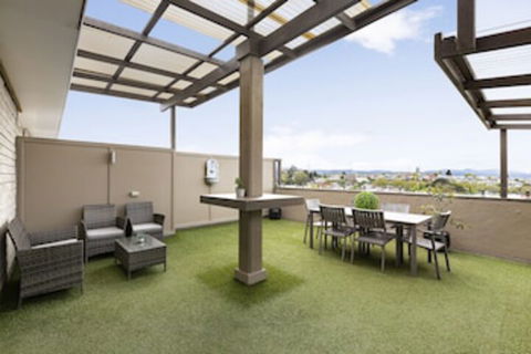 Regent Park - Accommodation Newcastle 0